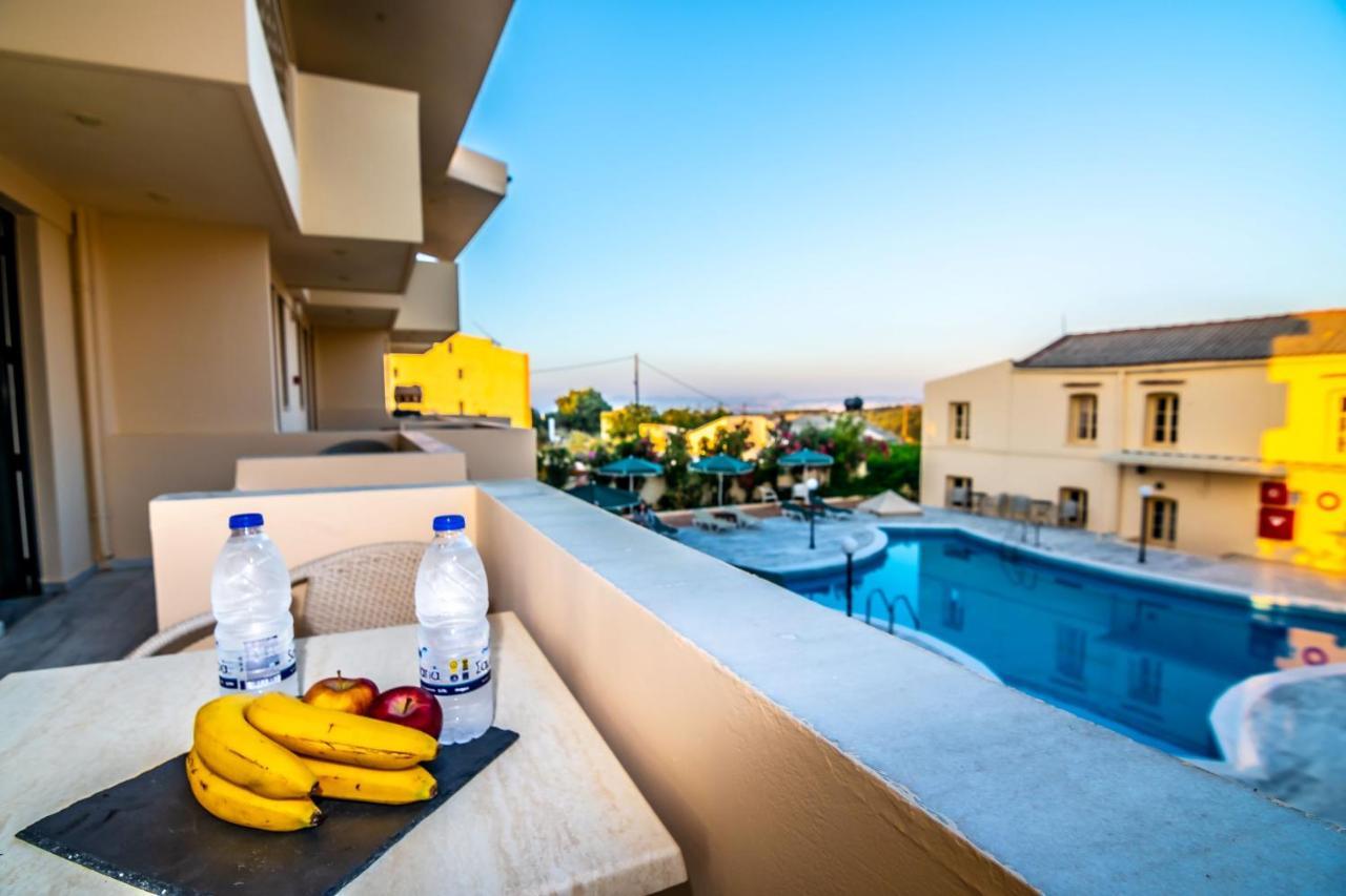 Orestis Hotel Sea View Apartments Stalós Zewnętrze zdjęcie